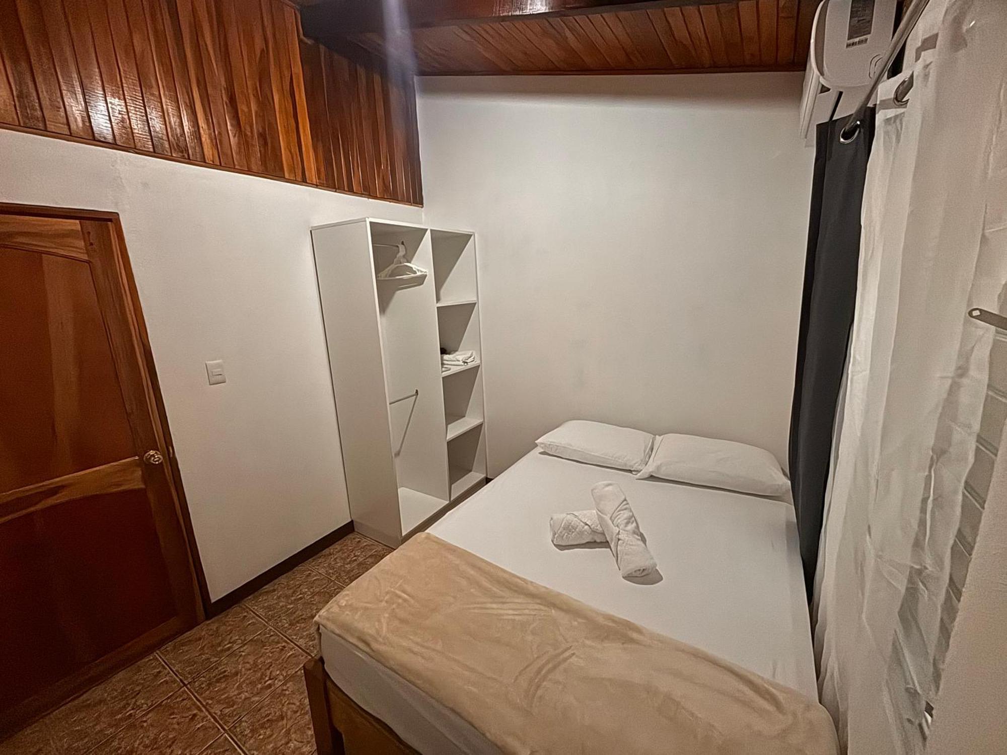 Apartamentos Maily La Fortuna Oda fotoğraf